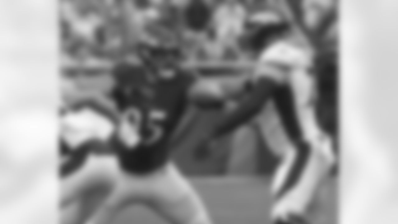DE Zach Sieler
2018 Draft - Round 7, Pick 238