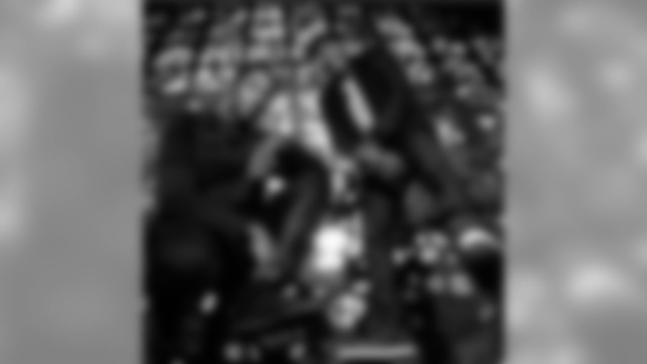 jforsett[Justin Forsett]:Really love the way this shoot came out! So honored that @EspnMag chose me & @Lecrae to be apart of this Music Issue. Please go check it out! #116 #Ravens