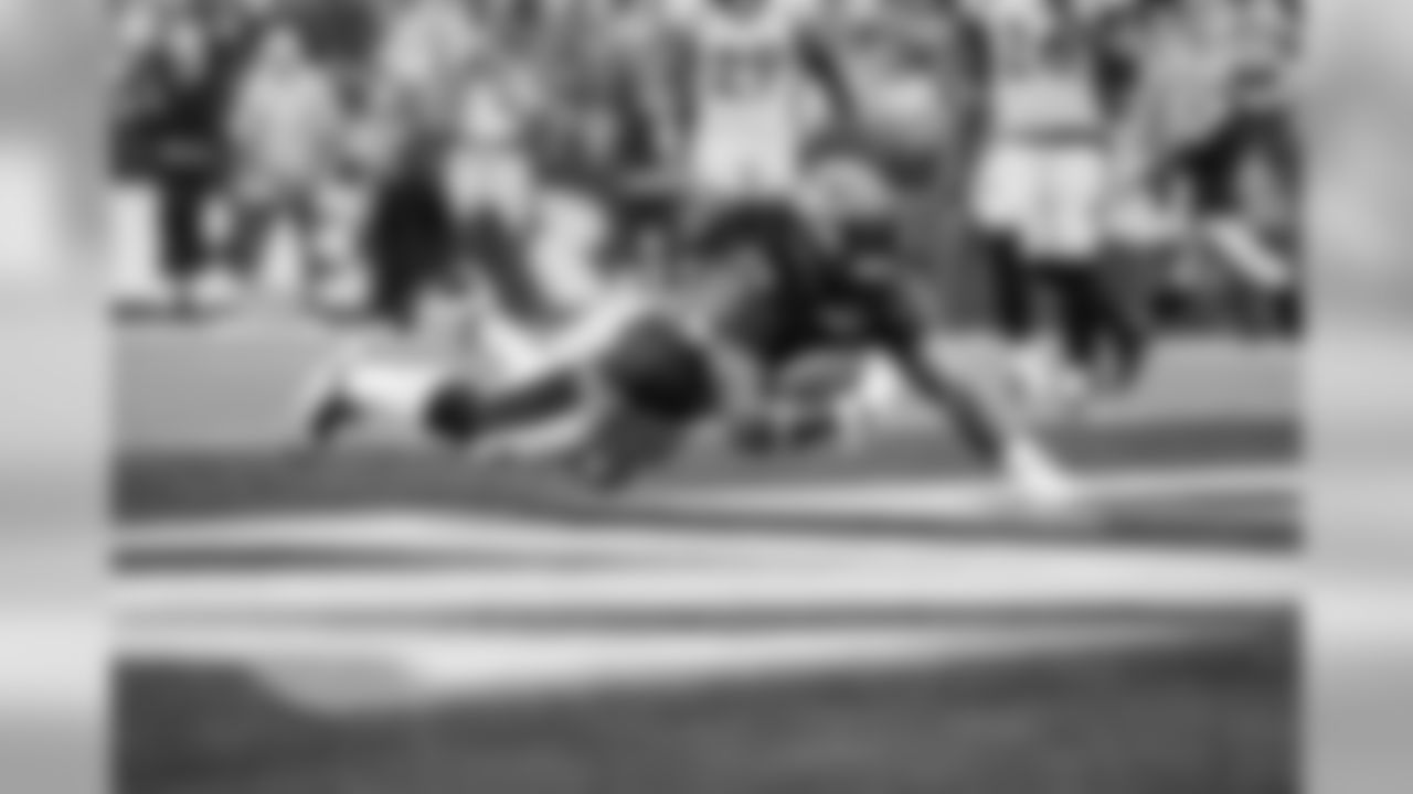 RB Alex Collins