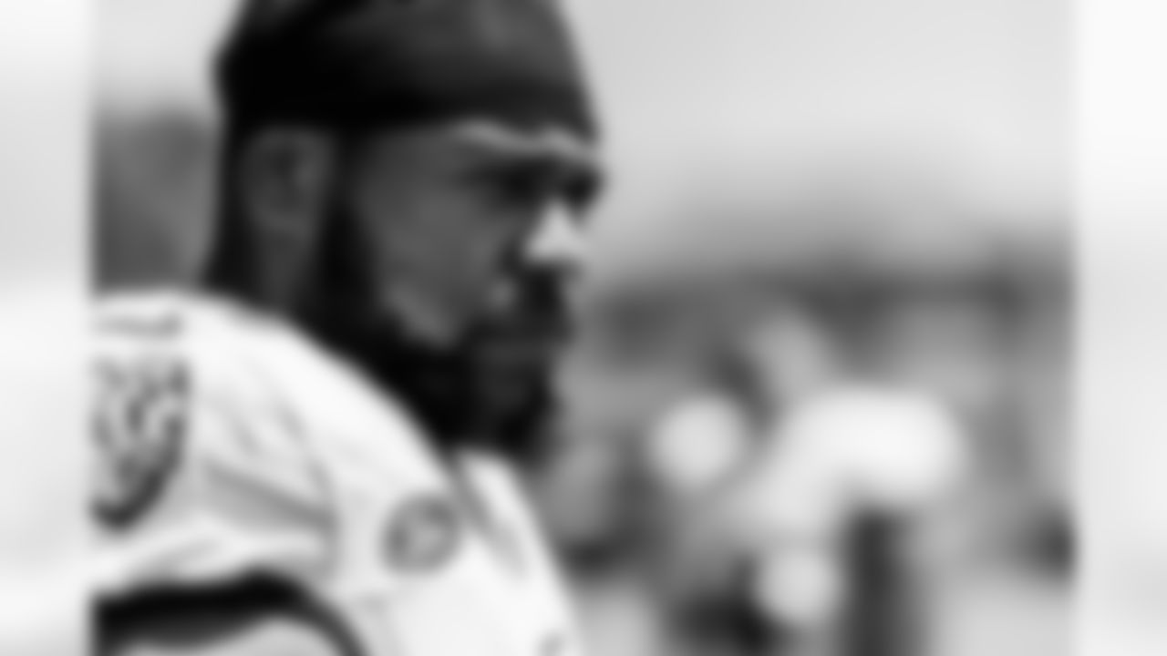 DT Travis Jones