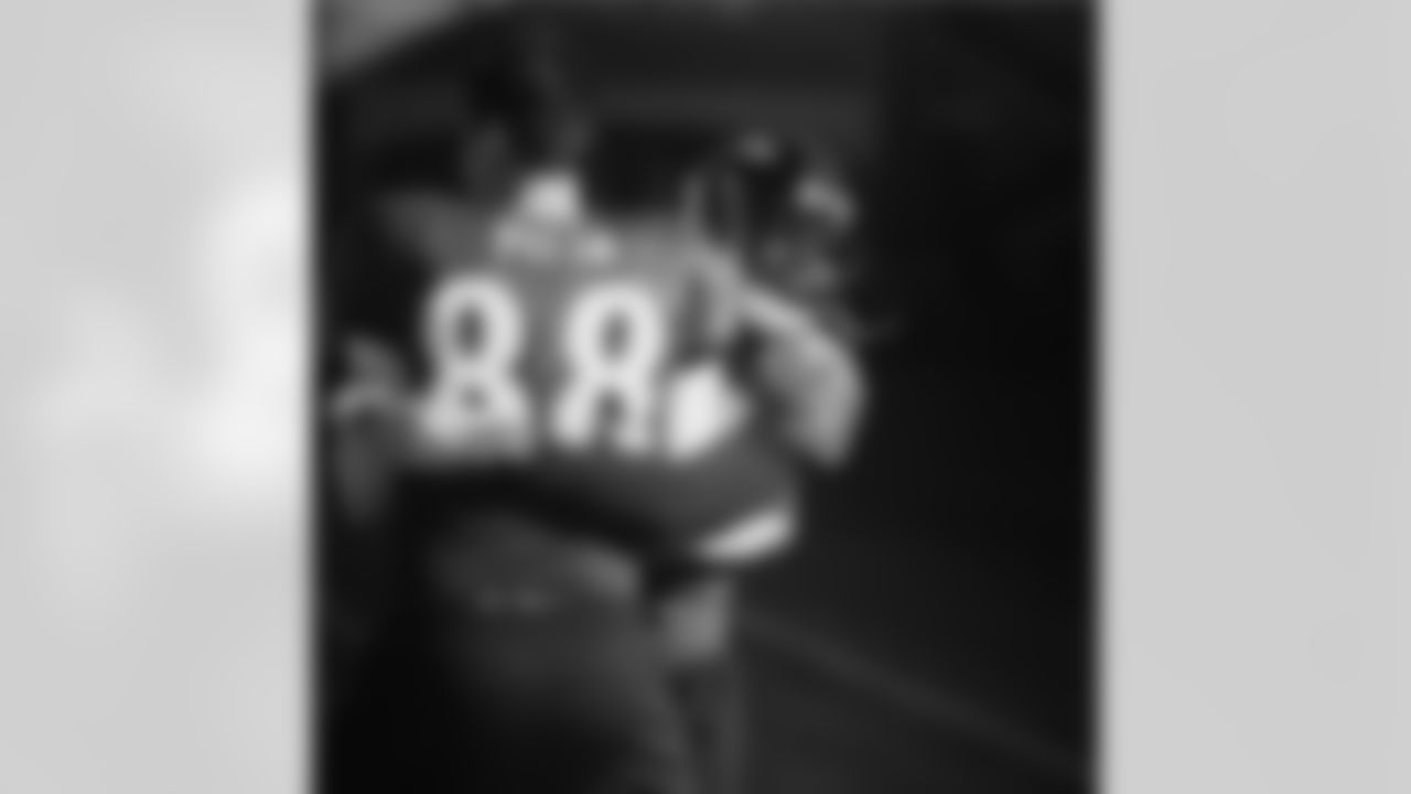 ravens [Baltimore Ravens]: @torreysmithwr [Torrey Smith] was pretty excited to see Dennis Pitta back on the #Ravens #practice field today. (He wasn't the only one!)