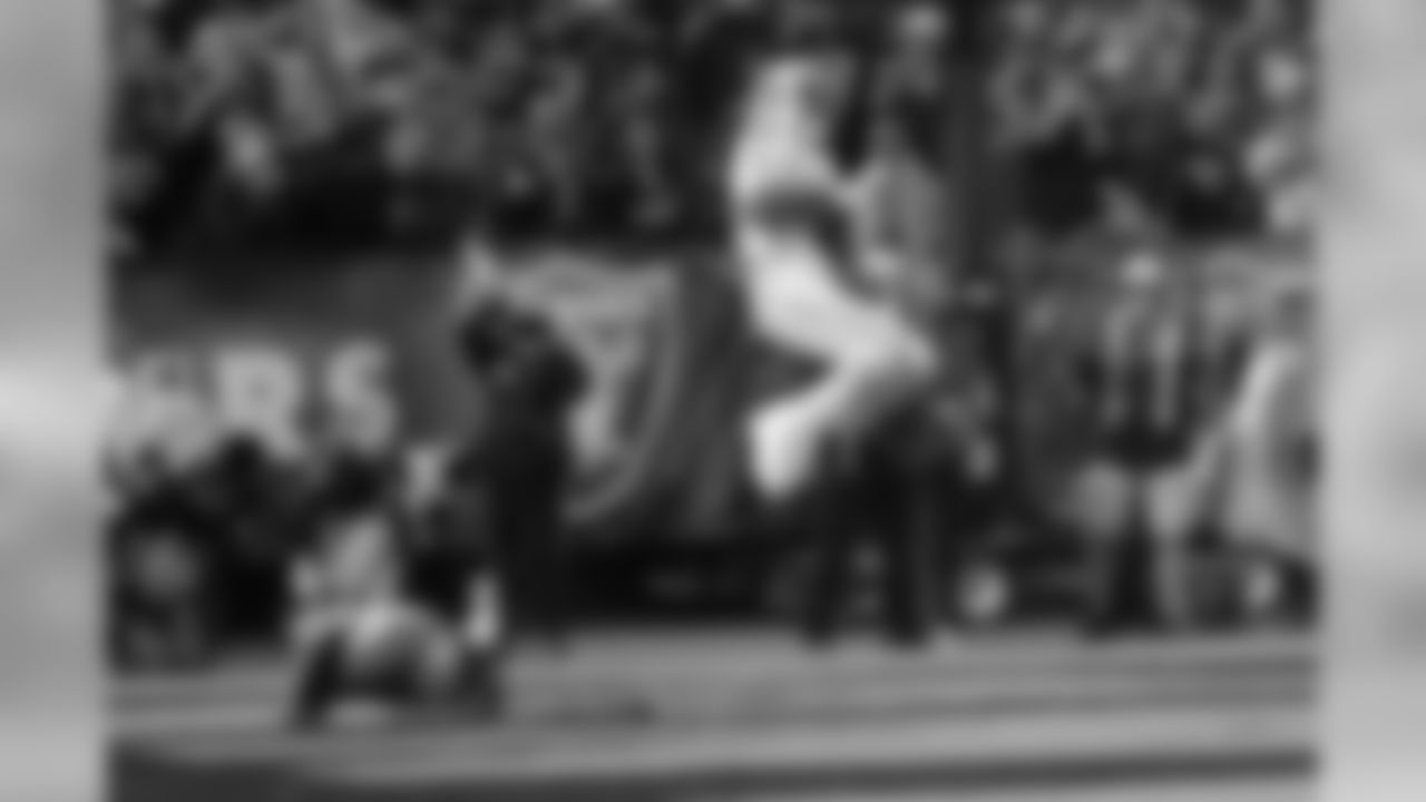 WR Michael Crabtree