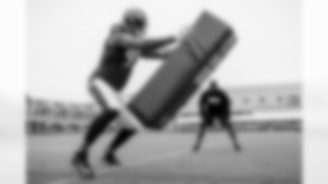 DE Calais Campbell