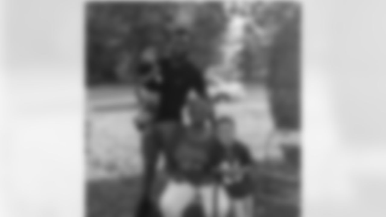 jpowers26 [Jerraud Powers]: My boys with granny