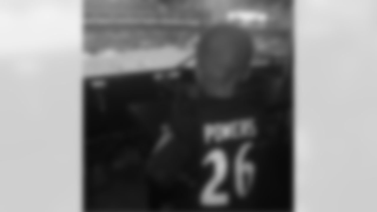 jpowers26 [Jerraud Powers]: This guy right here is such a blessing. He has an amazing spirit and happiness about him that I pray never change. Camden Jett Powers....oh and he loves football....maybe a little too much