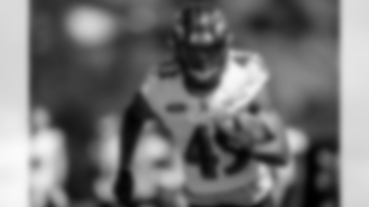 RB Justice Hill