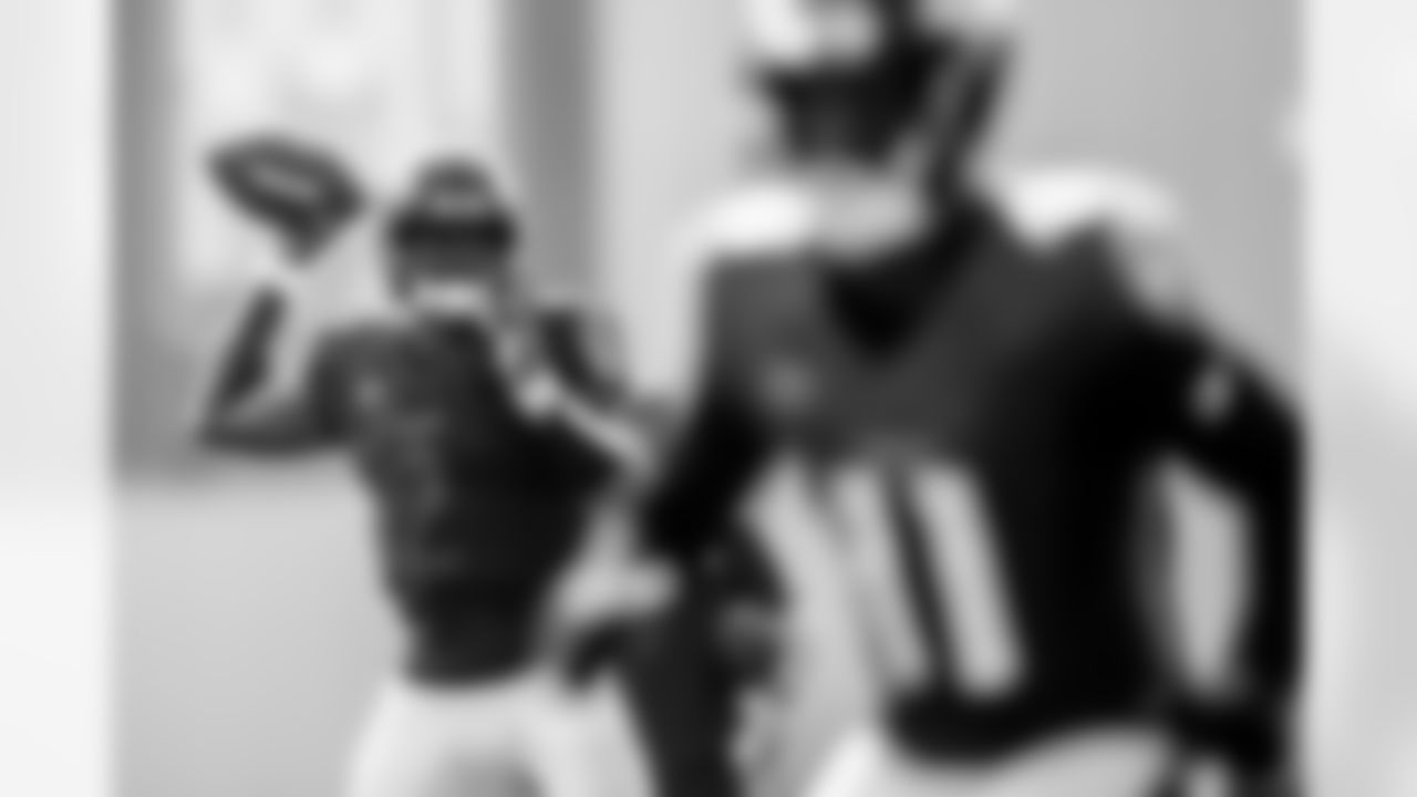 QB Tyler Huntley