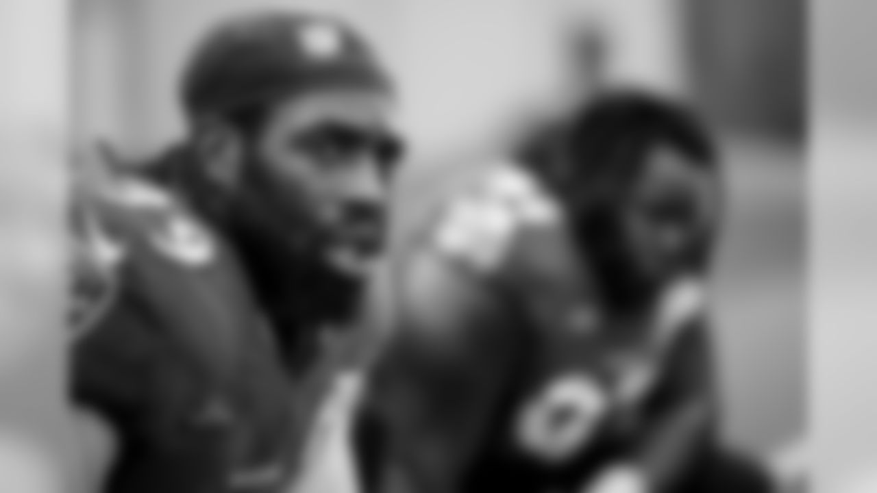 OLB Matthew Judon