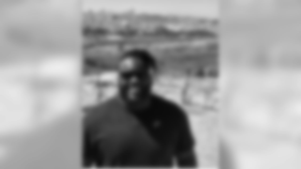 pric508 [Patrick Ricard] Missing my little man and of course @hay_chess