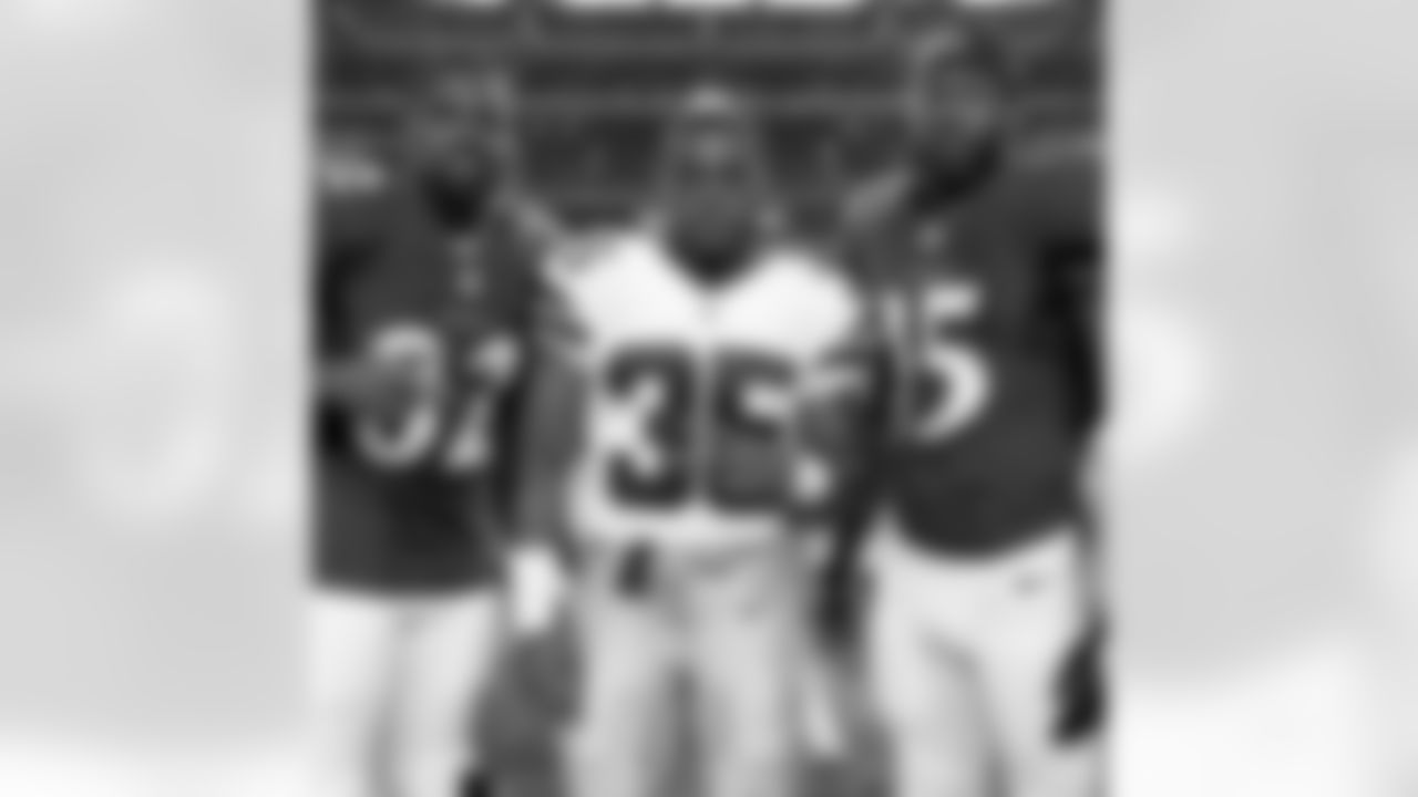 torreysmithwr [Torrey Smith]: One time for @i_amquan [LaQuan Williams] and @D10Adams #terpfam #blessed