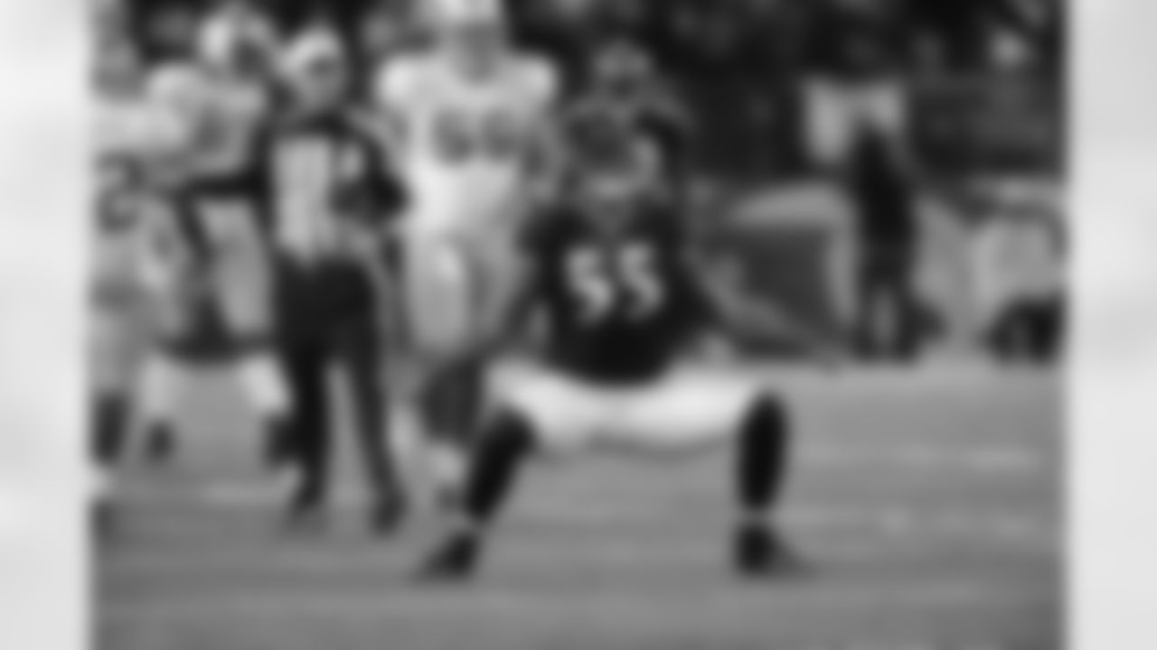 Some of the best shots from the Ravens-49ers game on Thursday, Nov. 24th at M&T Bank Stadium.