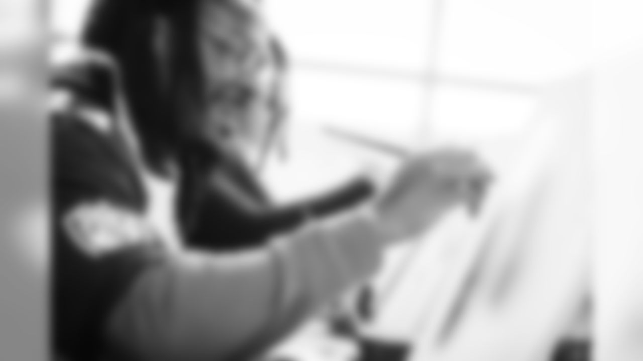 RavensSipNPaintjp031
