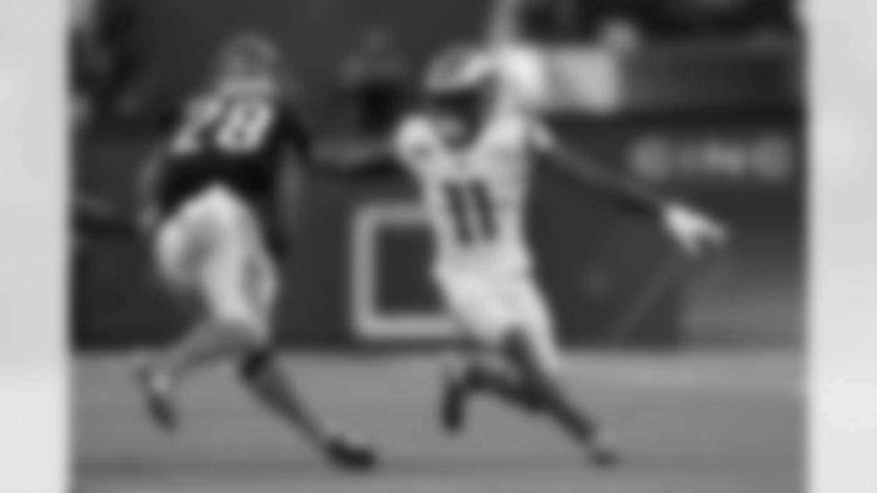 Darious Williams, Los Angeles Rams
Age: 28
2021 stats: 14 games, 71 tackles, no interceptions, 9 passes defensed
Williams made the Ravens' roster as an undrafted free agent in 2018 and contributed on special teams before being released midway through the season. He was claimed off waivers by the Rams and his career blossomed when he capitalized on his opportunity for more playing time. Listed at 5-foot-9, 187 pounds, Williams is a smaller corner but tenacious, similar to Tavon Young who the Ravens recently released. Williams' play for the Super Bowl champions may have priced him out of Baltimore's range, but he is a free agent the Ravens are very familiar with.