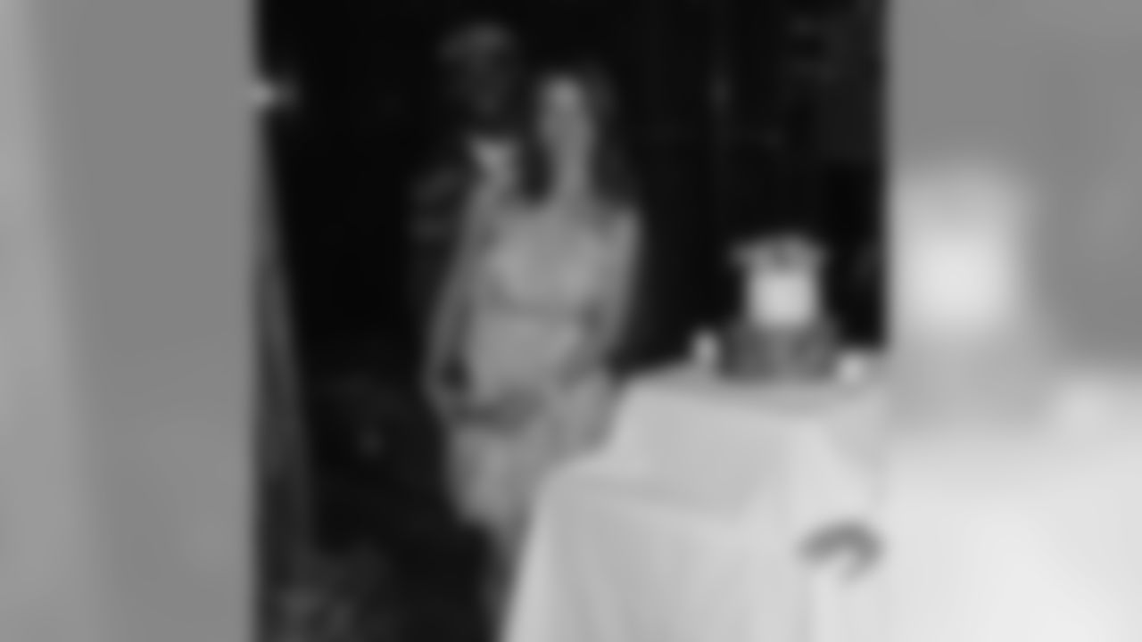 aceandsmitty [Steve Smith Sr.]: #tbt Hubby surprised me for my 30th birthday. Miss you boo! #sucksbeingapart #wishiwasthere #hopetheseasongoesfast