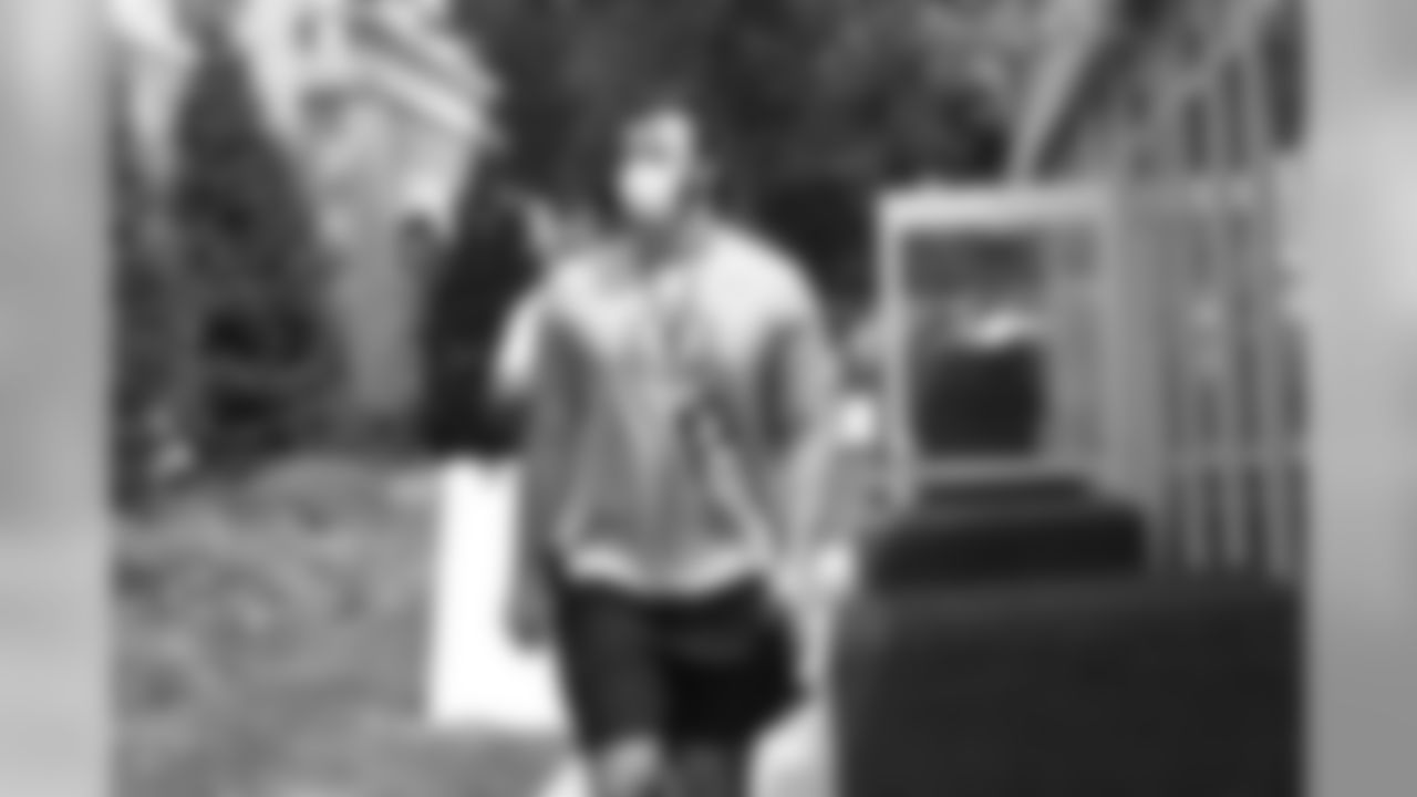 TE Jacob Breeland