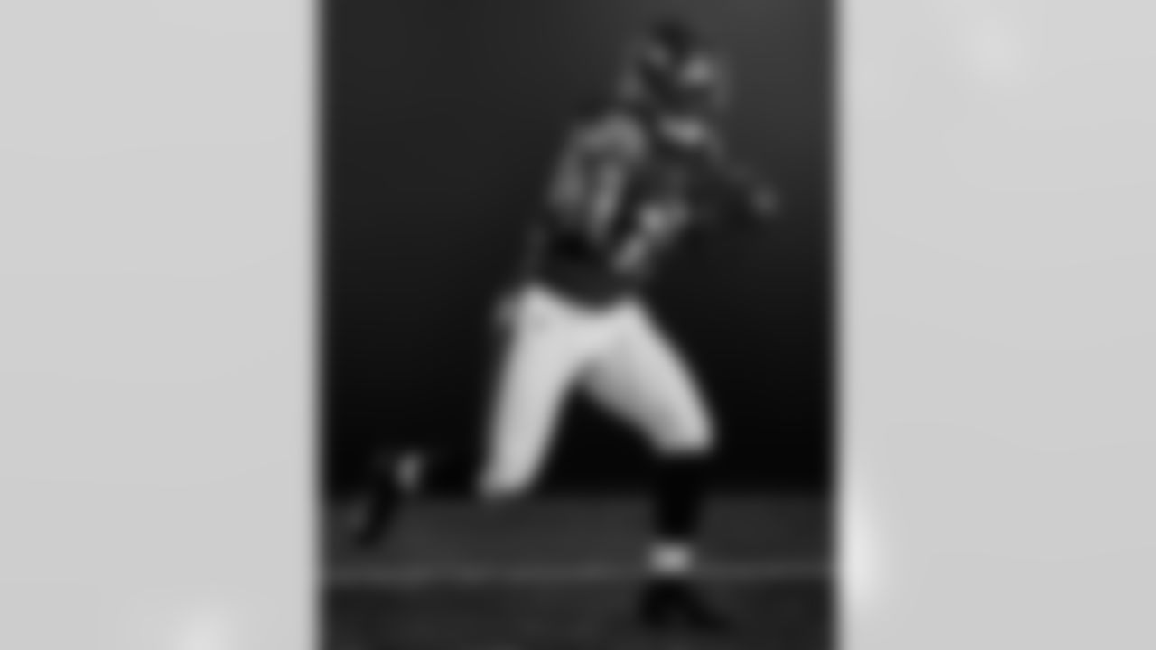 RB Gus Edwards