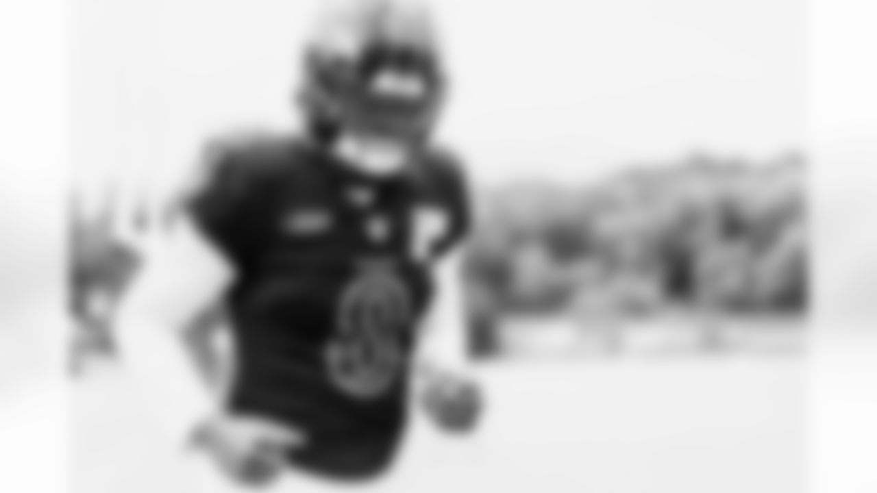 QB Lamar Jackson