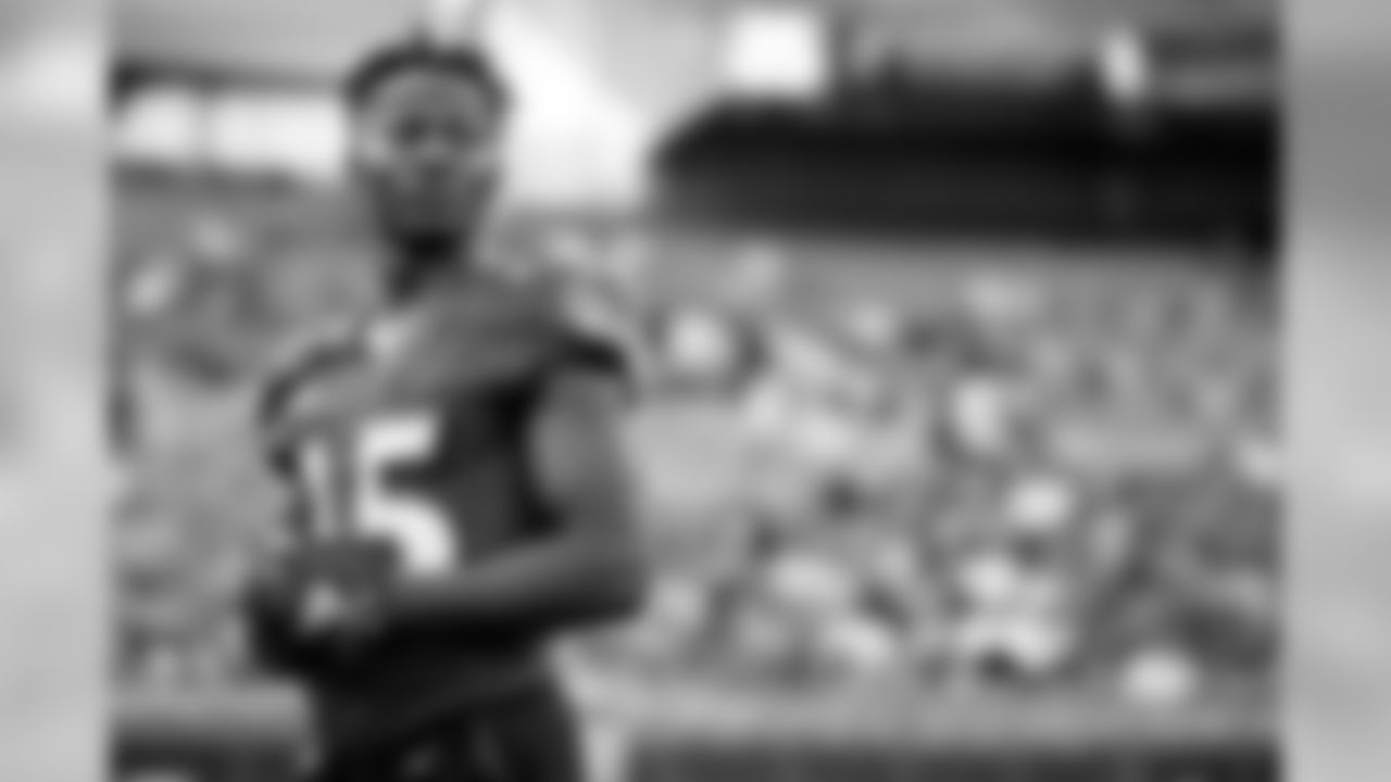 WR Marquise Brown