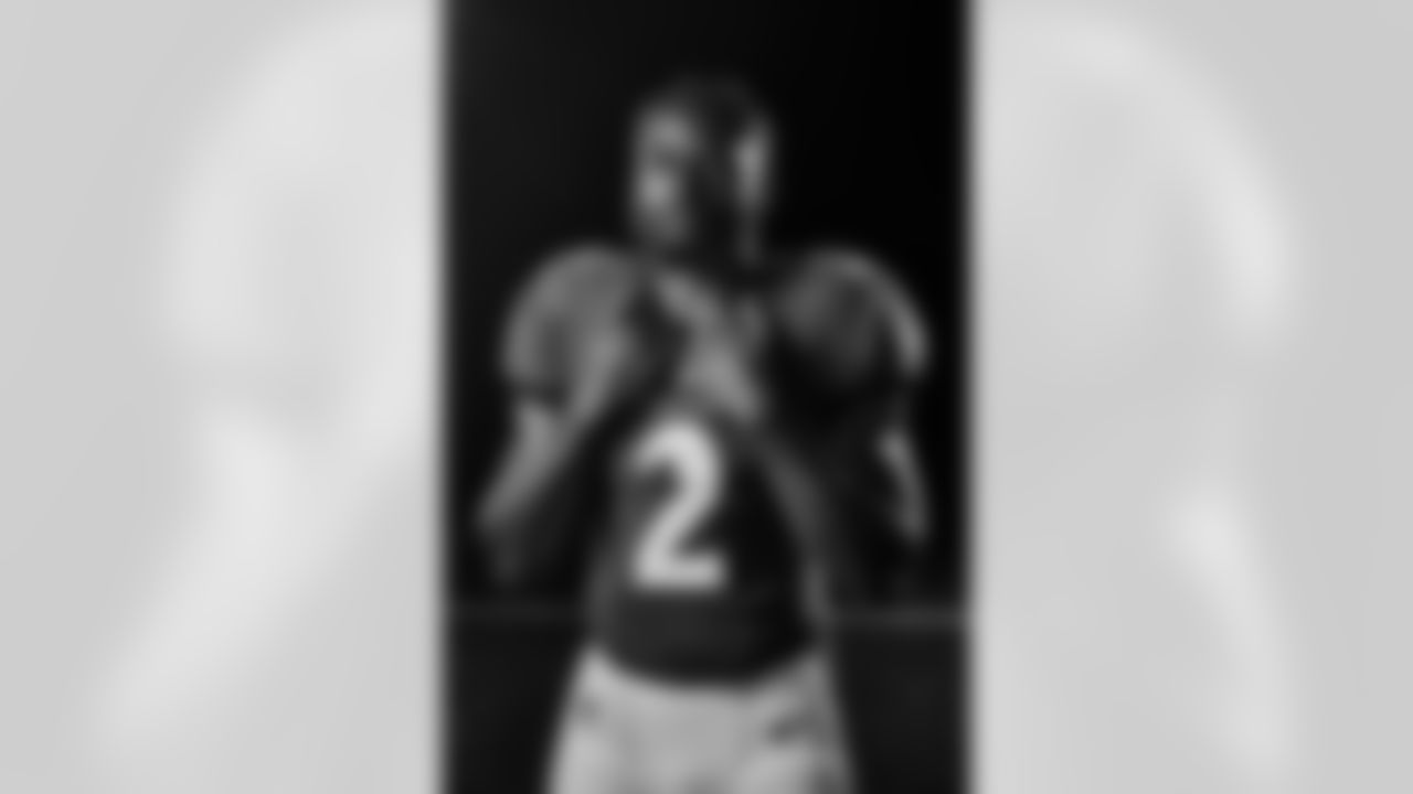 QB Tyler Huntley
