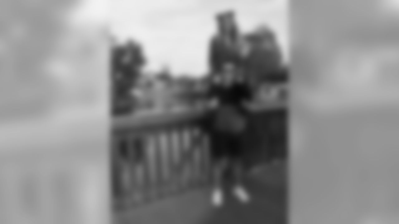 juicecheck44 [Kyle Juszczyk]: You're never too old for Disney #mickeyears #ProBowl