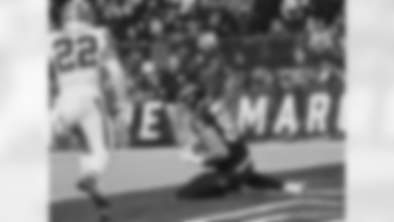 Week 12 In Game-54