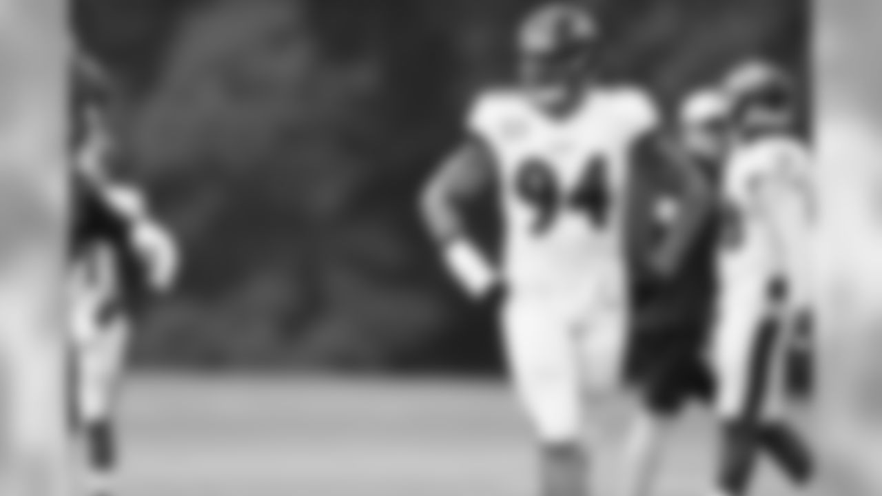 OLB John Simon