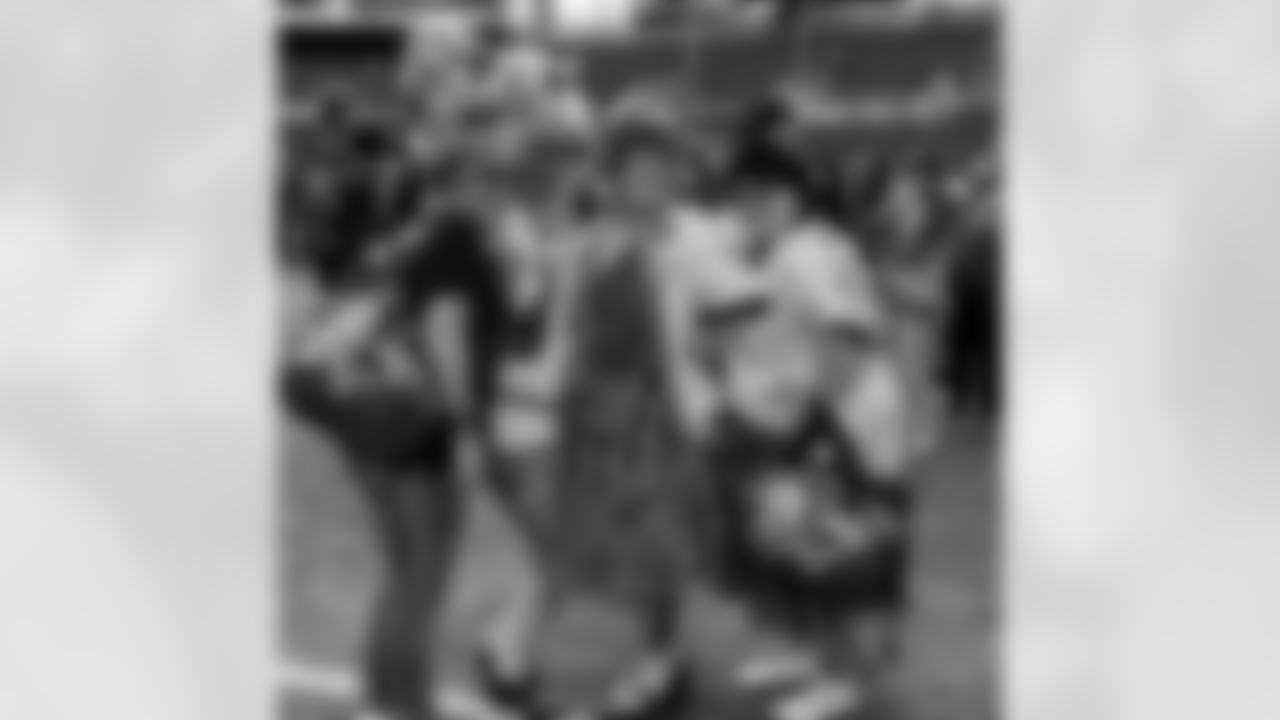 ravens[Baltimore Ravens]: Ravens ladies go hard. #APurpleEvening #RavensNation #PlayLikeARaven