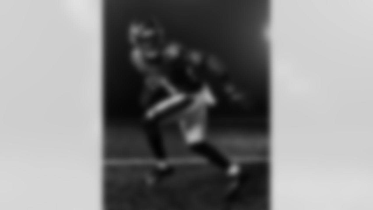 DB Brandon Stephens (21)