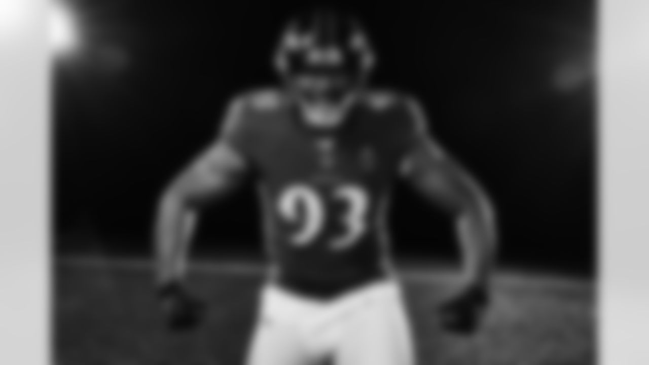 DE Calais Campbell