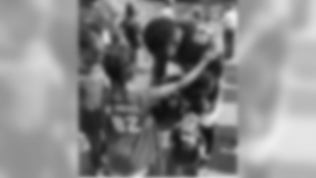 benjaminswatson [Benjamin Watson] Pregame with my babies. I love these moments