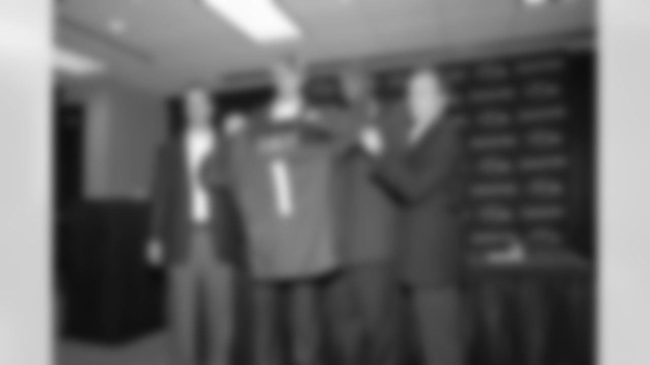 The day after the Ravens selected Joe Flacco with their 1st draft pick (18th overall), the talented quarterback visited Owings Mills for his first press conference as a Raven.