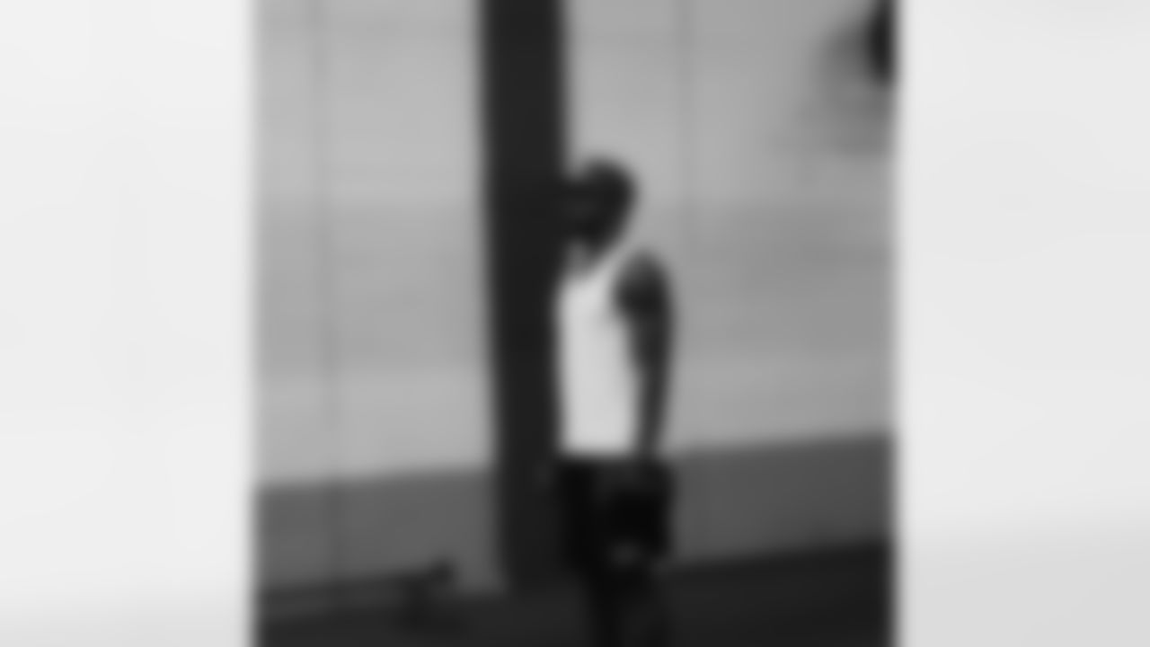 shareecewright24 [Shareece Wright]: My momma told me stay strong son and be that man you have to be, hold the ship down don't crash at sea. #StayFocused #bigsean