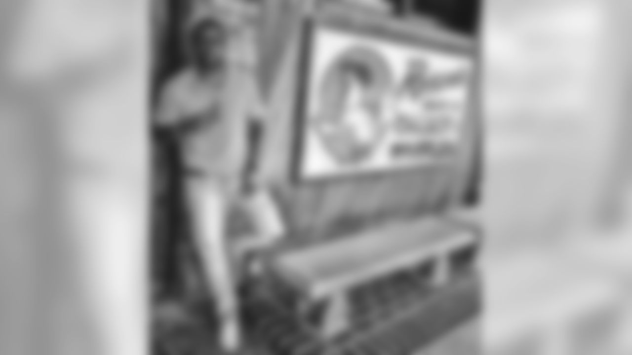 gshepp_33 [Gerrard Sheppard]: Vibez Mi Yute | CALI