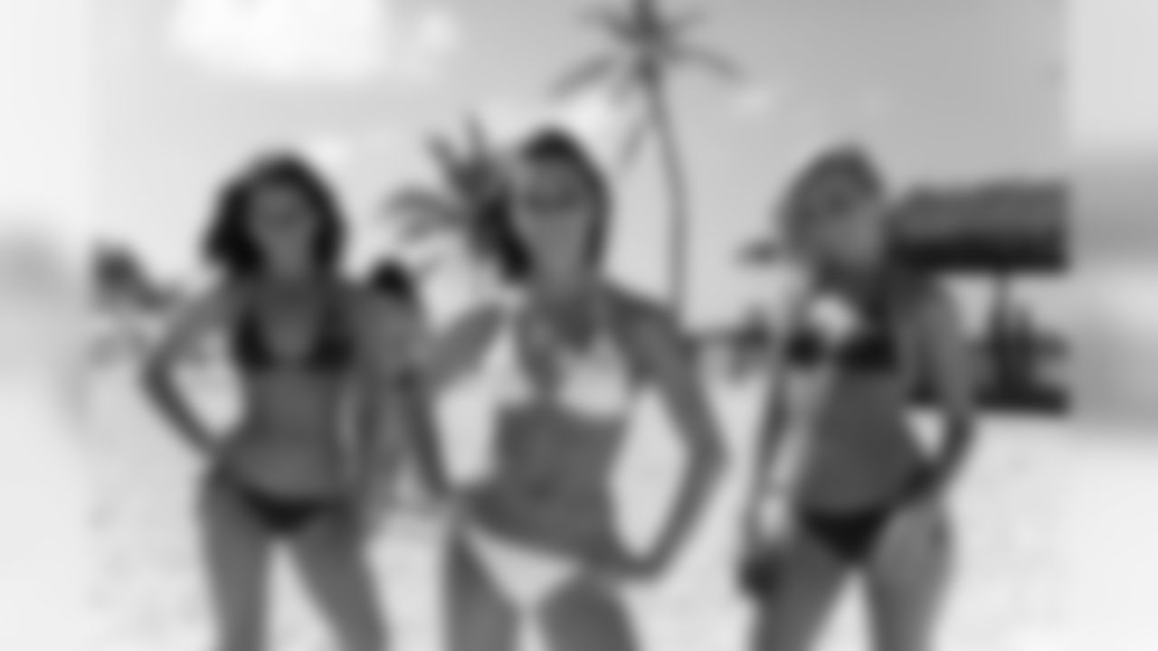 Behind the scenes photos from Day 3 of the 2010 Spring Fling and the Ravens Cheerleader Swimsuit Calendar Shoot. (Photo by Jill Fannon)