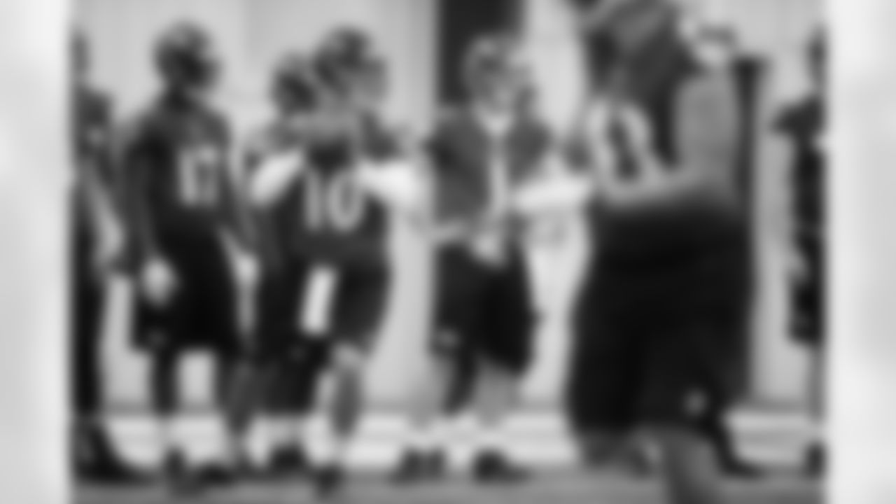 QB Keith Wenning