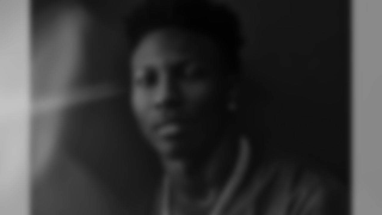 WR Marquise Brown
