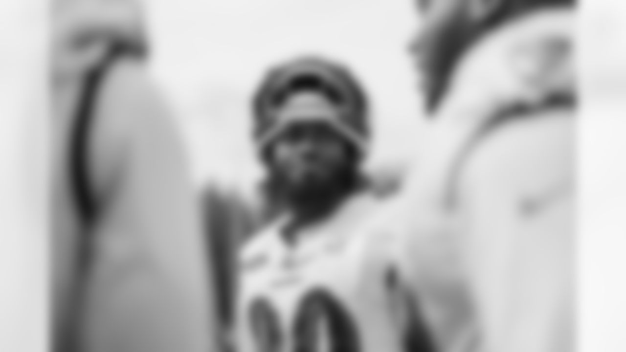 OLB David Ojabo