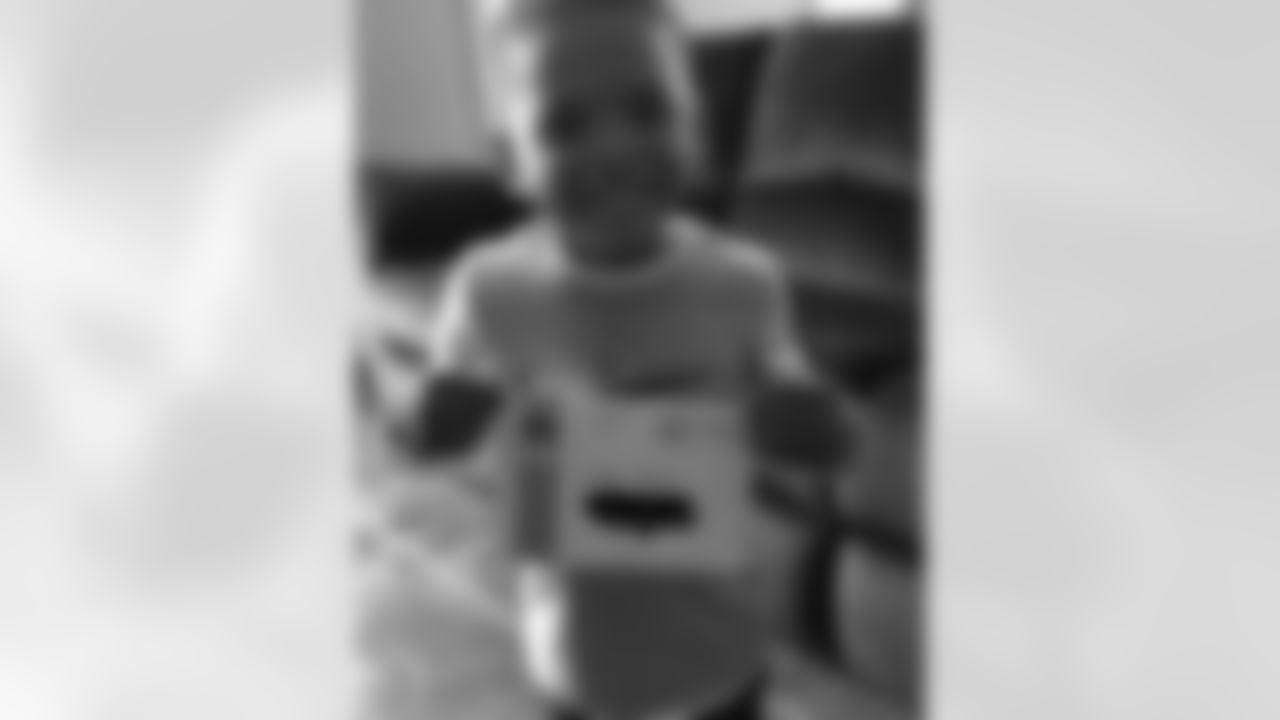 jpowers26 [Jerraud Powers]: @coachtwillau on the recruiting trail. Lol He said he ready to set up a official visit. Lol War Damn Eagle @auburnfootball