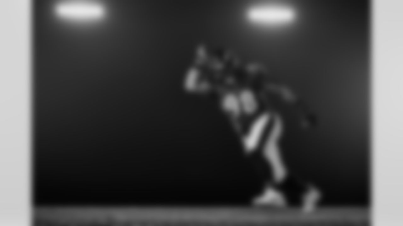 DT Travis Jones