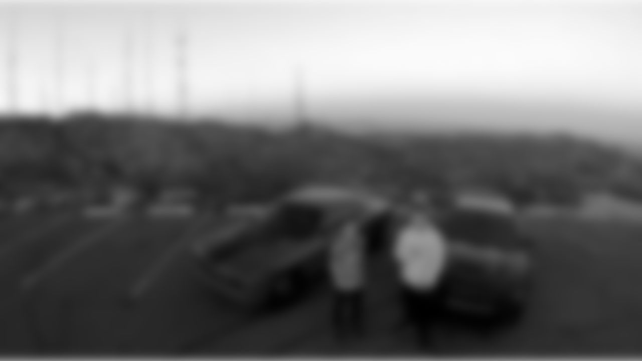 alexlewis72 [Alex Lewis]: Mopar family!! Fun day driving!