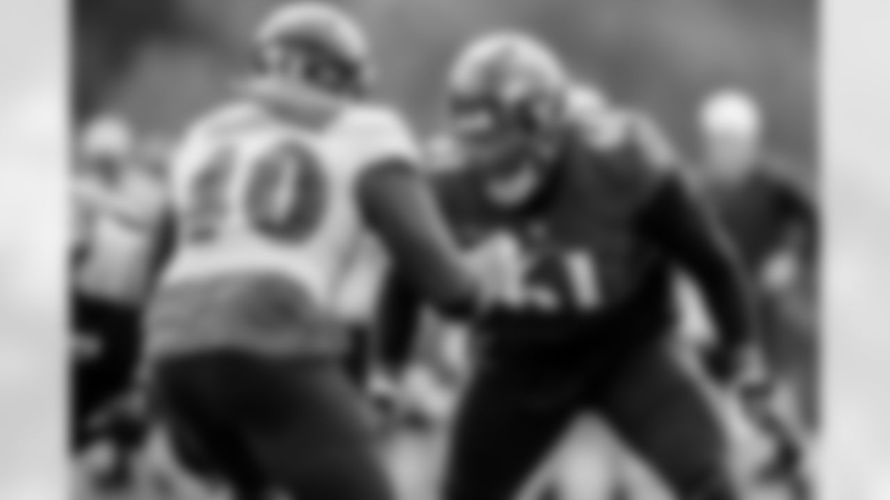 OT Jaryd Jones-Smith