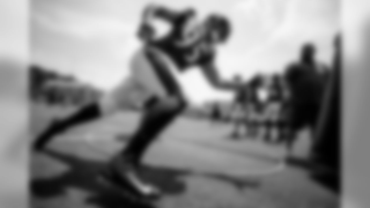 The Baltimore Ravens hold a joint training camp practice with the Jacksonville Jaguars at the Under Armour Performance Center on August 5, 2019 in Owings Mills, MD.
