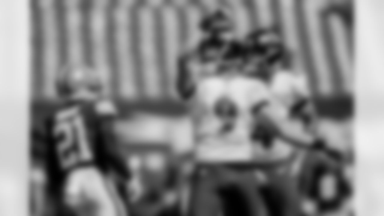 K Justin Tucker celebrates kicking a field goal