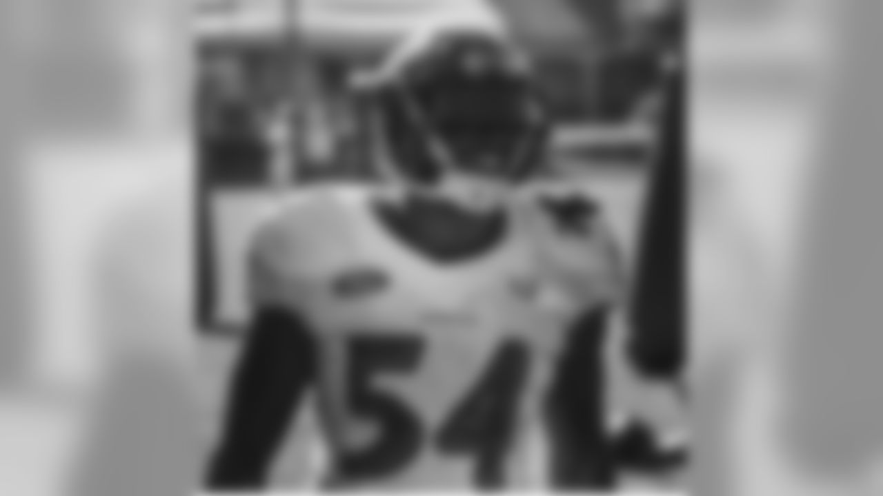 mandammn9 [Matt Judon]: We'll always love the game more then the game loves us. My mentor for my rookies season. You've done more for me then you'll know. Thank you @mprzo35 [Zachary Orr]. Respect