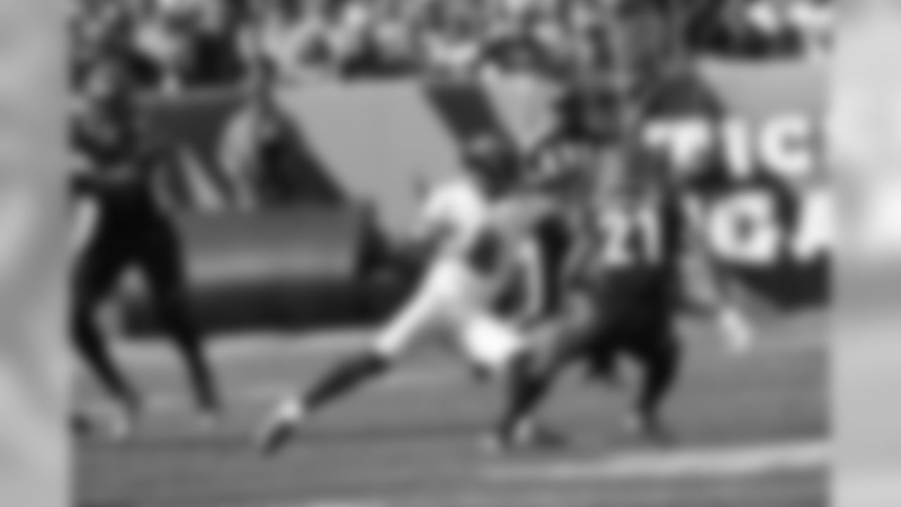 QB Lamar Jackson