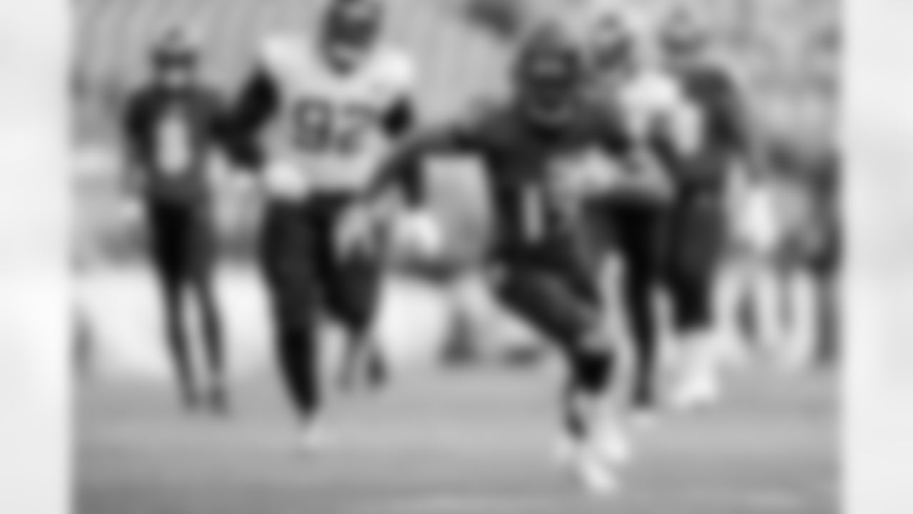 WR Marquise Brown