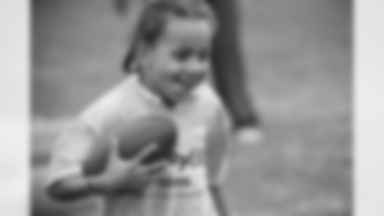 Ray Rice, Antwan Barnes and Brendon Ayanbadejo furthered the NFL's goal for a more active youth through the Play 60 Worldwide Day of Play campaign on Sept. 22, 2009.