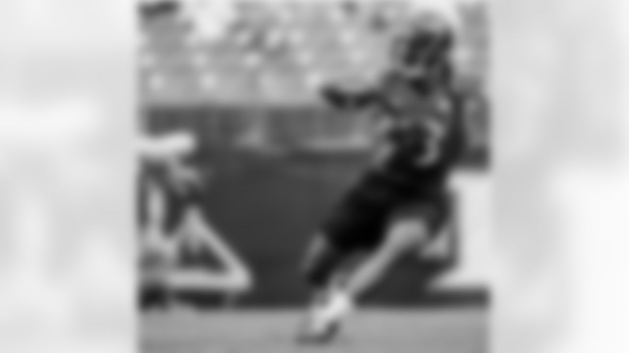 cmatt__13 [Chris Matthews] #Wwwwooooooo #13reasonswhy