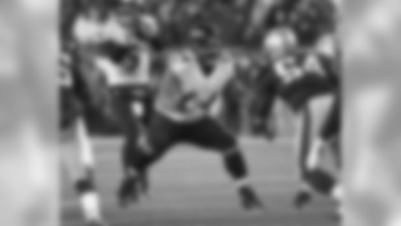 G/C John Urschel, #64