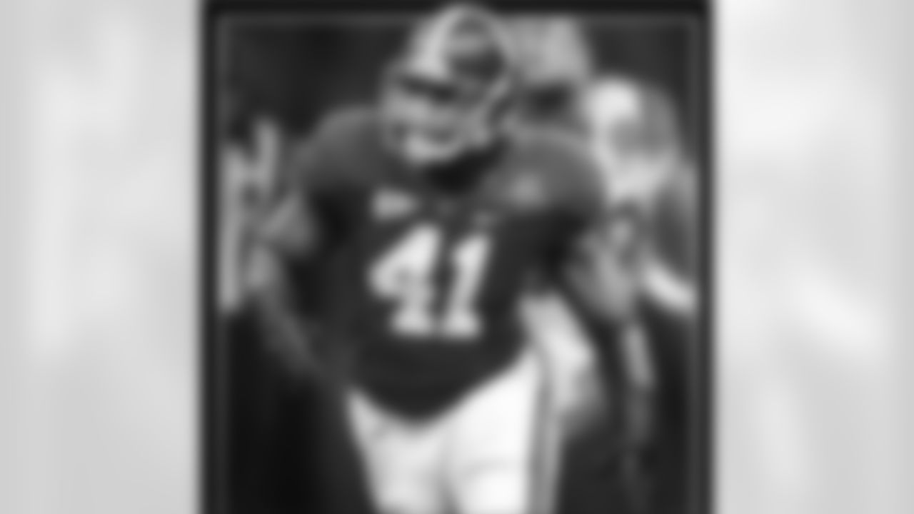 334upshaw41[Courtney Upshaw]:#rmft #tb #mvp #tttf